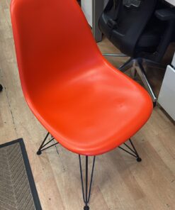 Vitra DSR Eames Chair