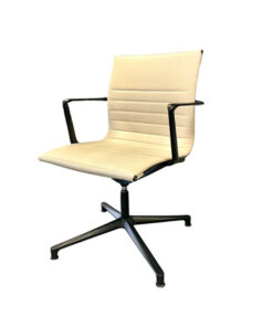 ICF Una Leather Chair